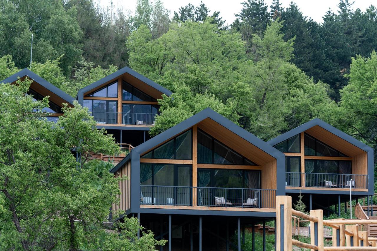 Qazaq Auyl Eco Hotel Almaty Esterno foto