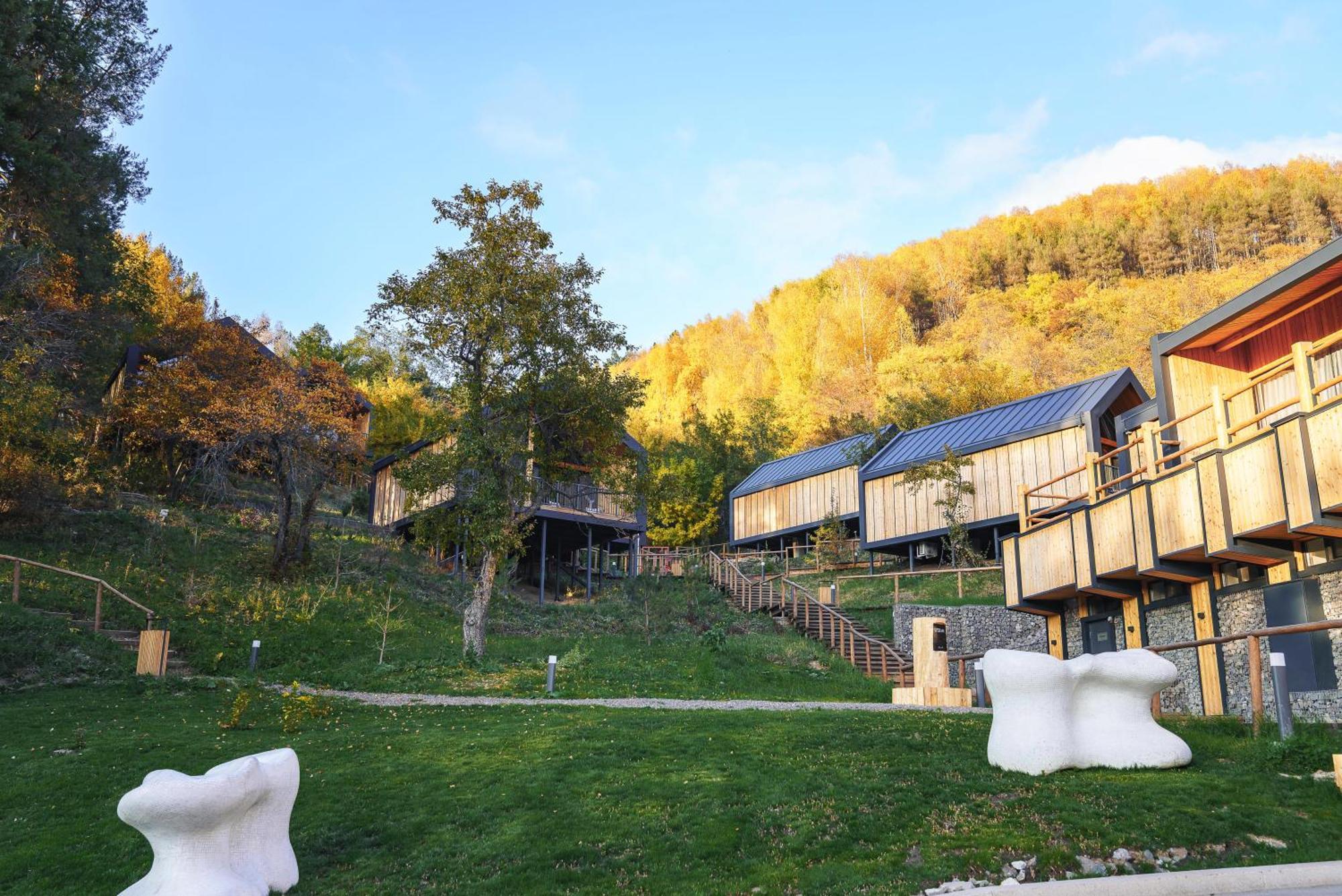 Qazaq Auyl Eco Hotel Almaty Esterno foto