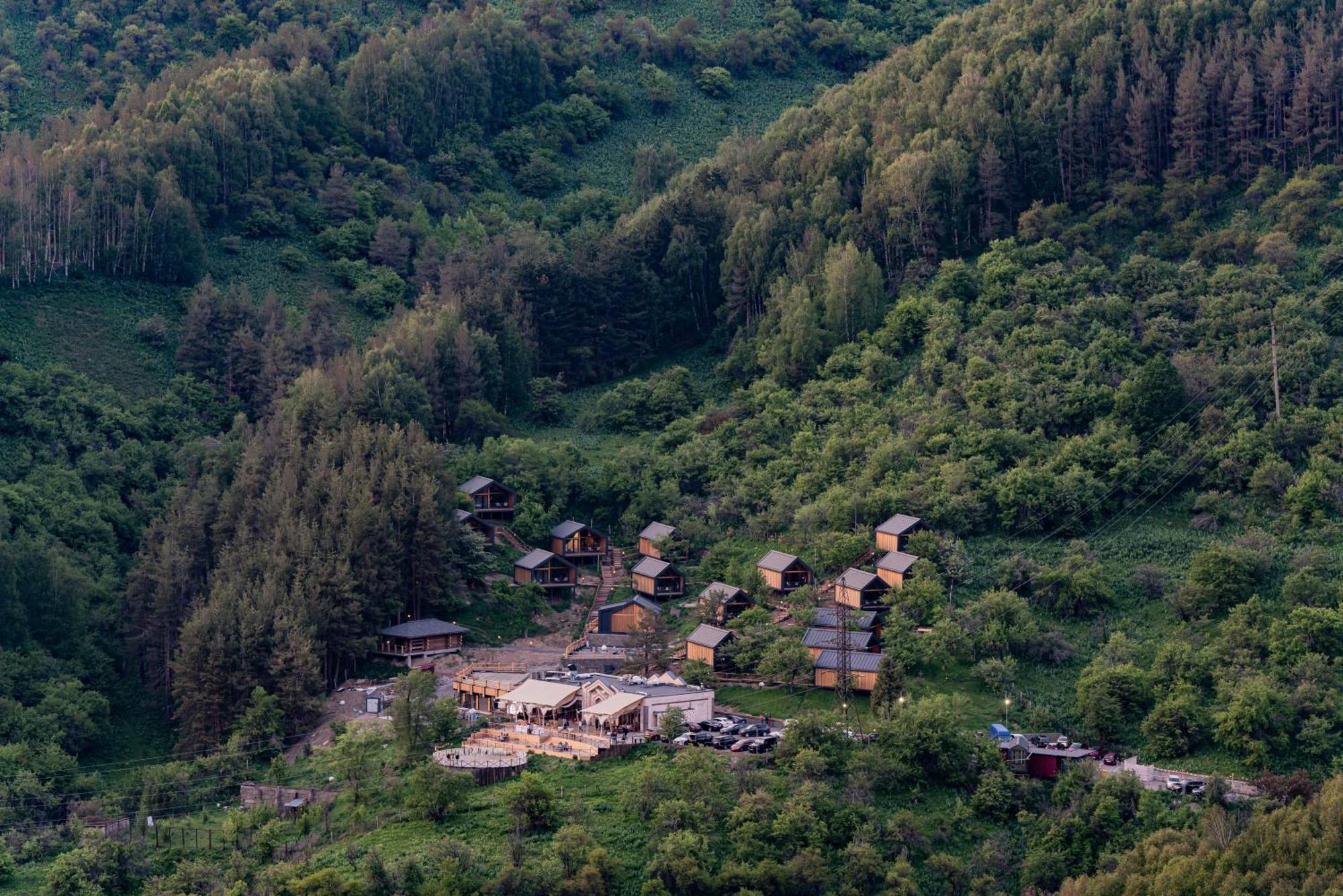 Qazaq Auyl Eco Hotel Almaty Esterno foto